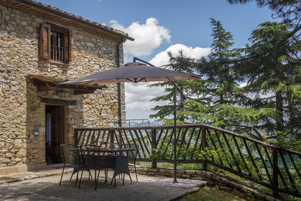 Agriturismo Monte Acuto Umbertide Phòng bức ảnh